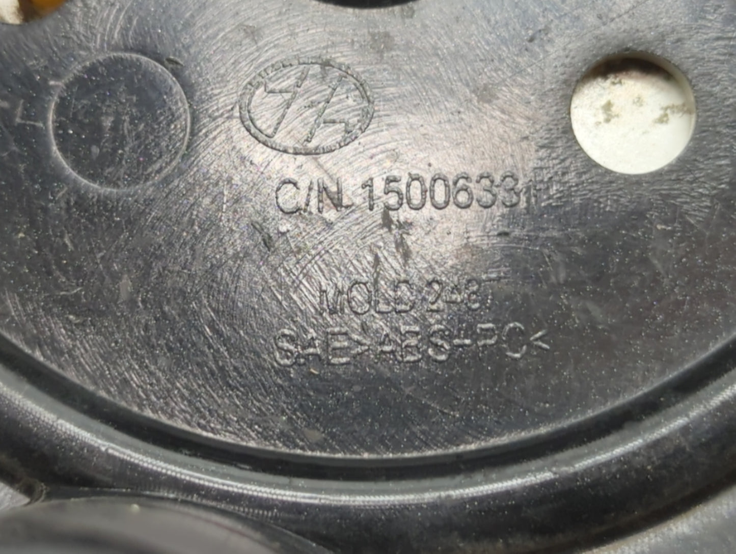 2009 Chevrolet Silverado 1500 Rim Wheel Center Cap Silver - Oemusedautoparts1.com