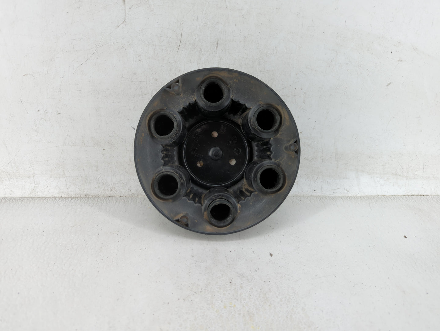 2009 Chevrolet Silverado 1500 Rim Wheel Center Cap Silver - Oemusedautoparts1.com