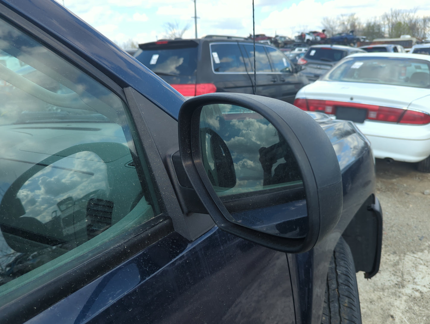 2007-2013 Chevrolet Silverado 1500 Passenger Fender 5024057 - Oemusedautoparts1.com