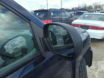 2007-2013 Chevrolet Silverado 1500 Passenger Side View Mirror - Right Door Mirror OEM Used - Oemusedautoparts1.com