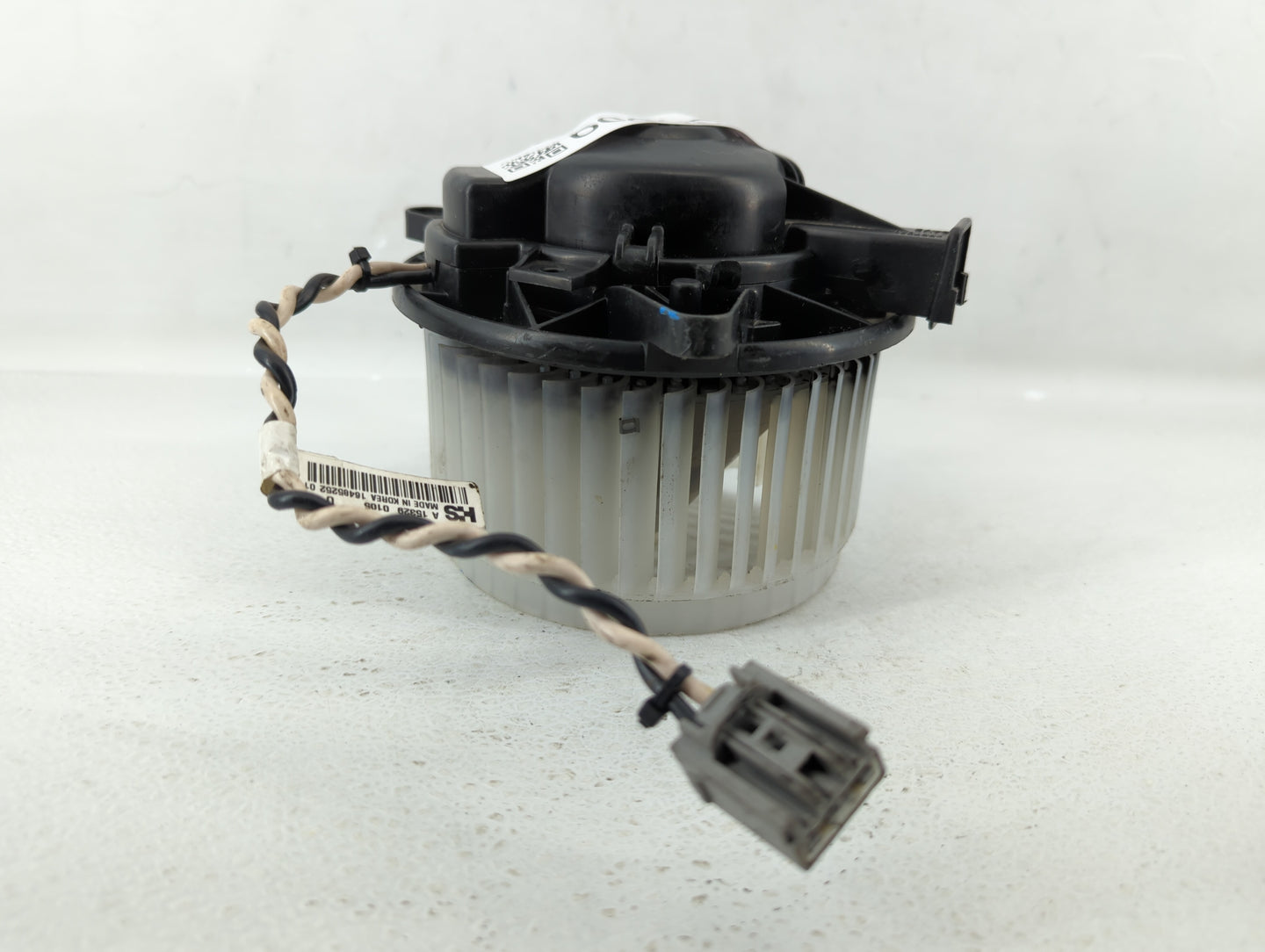 2003-2013 Chevrolet Silverado 1500 Heater AC Blower Motor P/N:52408152 Fits OEM Used Auto Parts - Oemusedautoparts1.com