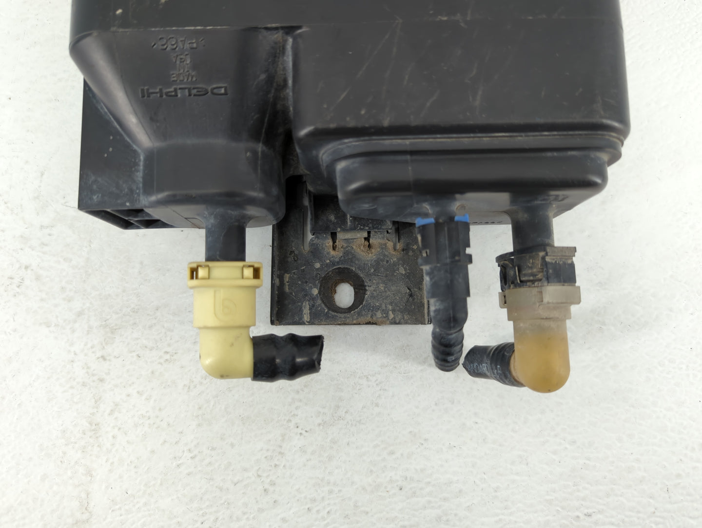 2009 Chevrolet Silverado 1500 Fuel Vapor Charcoal Canister - Oemusedautoparts1.com