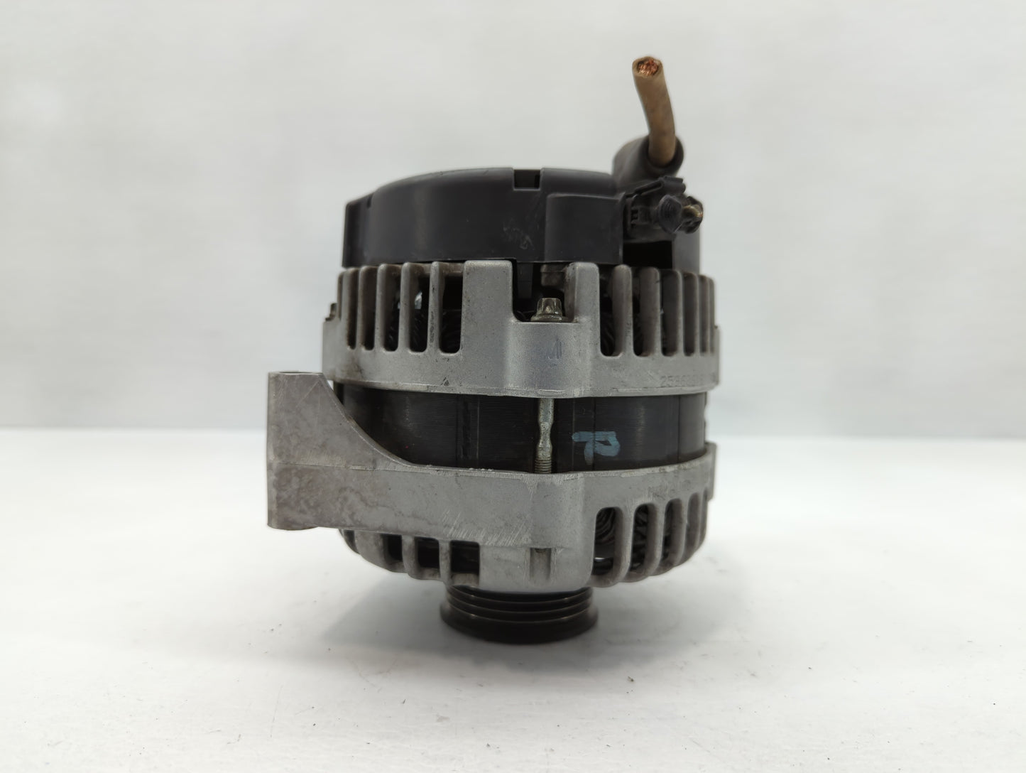 2007-2013 Chevrolet Silverado 1500 Alternator Replacement Generator Charging Assembly Engine OEM P/N:25968616 Fits OEM Used 