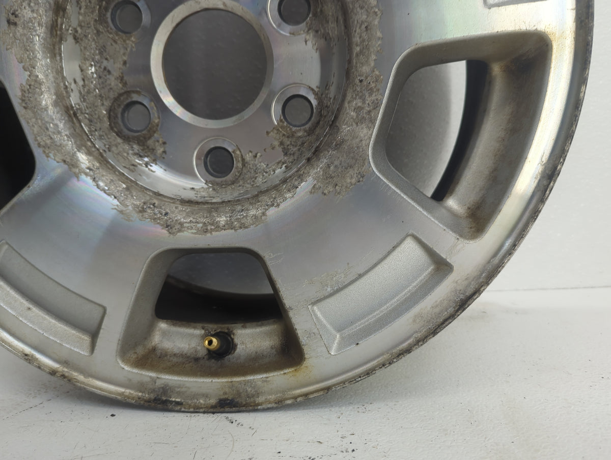 Chevrolet Suburban Oem Wheel Rim 1057241 - Oemusedautoparts1.com