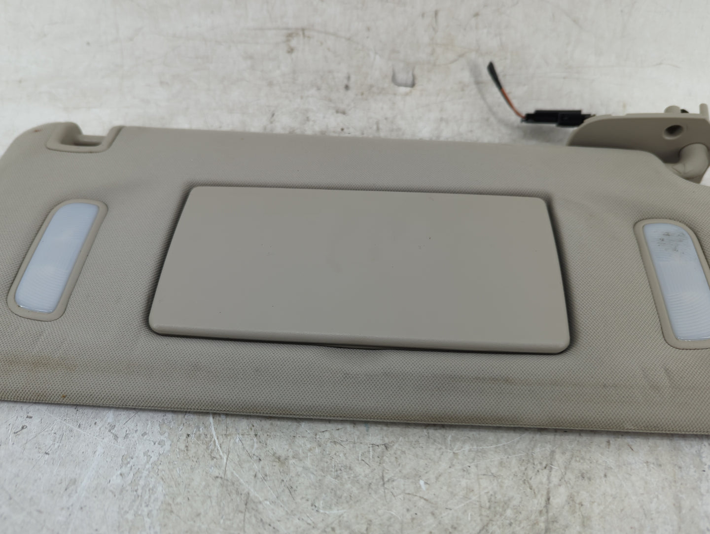 2007-2014 Chevrolet Suburban Sun Visor Shade Replacement Passenger Right Mirror Fits Fits 2007 2008 2009 2010 2011 2012 2013