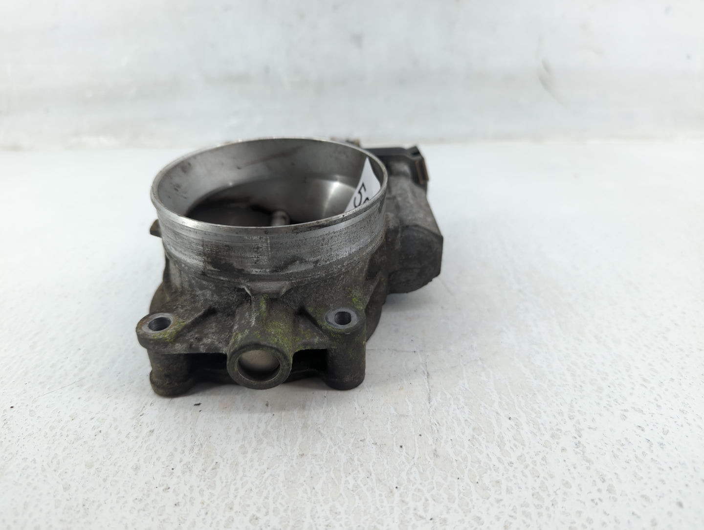 2009-2014 Chevrolet Suburban 1500 Throttle Body P/N:RME87-3C Fits Fits 2009 2010 2011 2012 2013 2014 2015 OEM Used Auto Part
