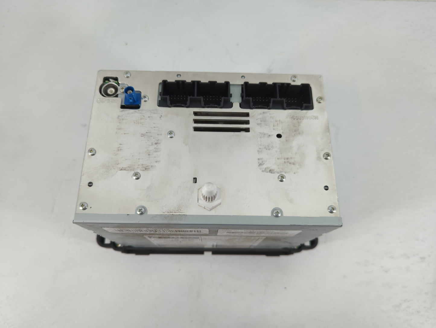 2009 Chevrolet Tahoe Radio AM FM Cd Player Receiver Replacement P/N:25894202 Fits OEM Used Auto Parts - Oemusedautoparts1.co