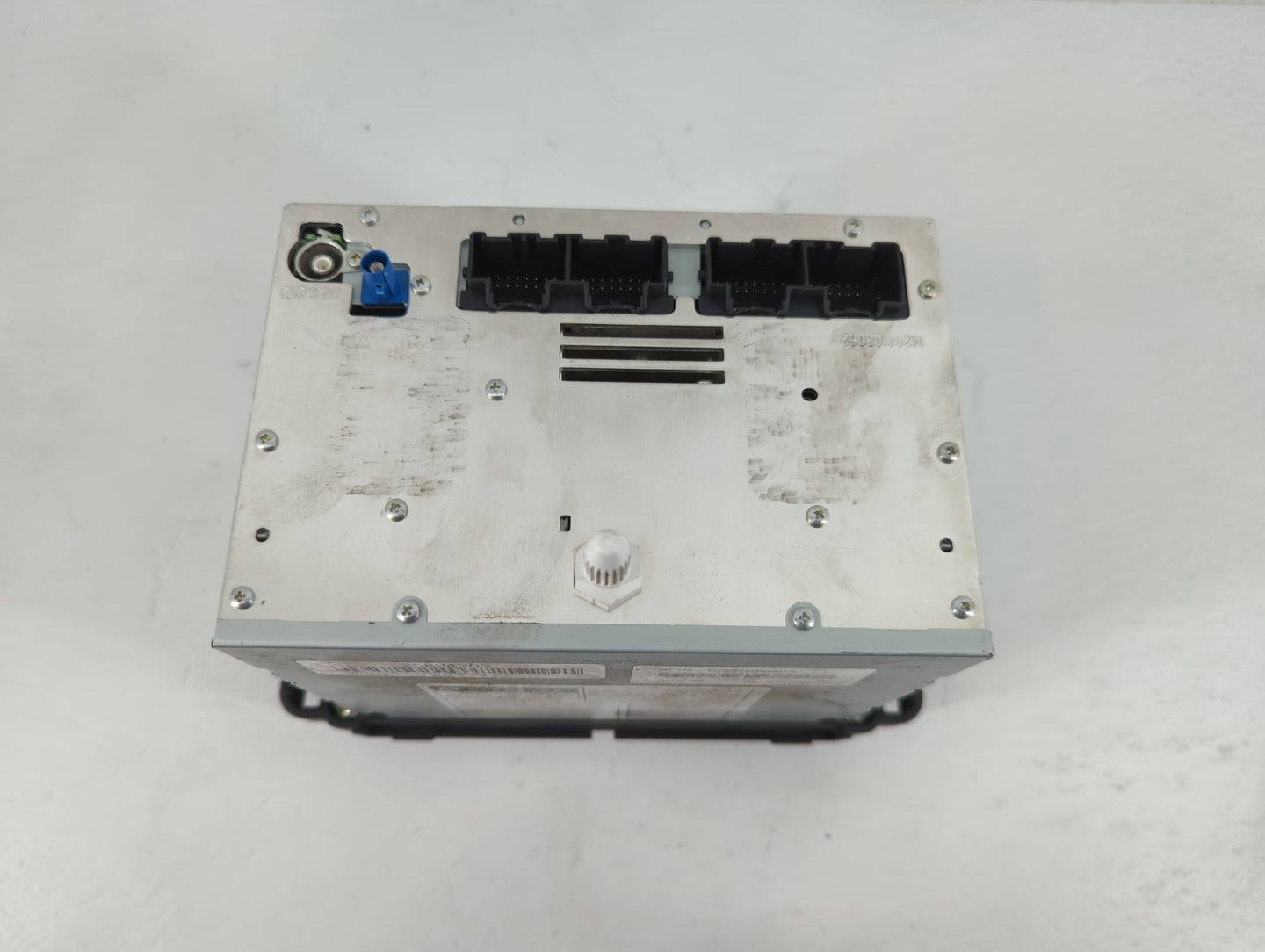 2009 Chevrolet Tahoe Radio AM FM Cd Player Receiver Replacement P/N:25894202 Fits OEM Used Auto Parts - Oemusedautoparts1.co