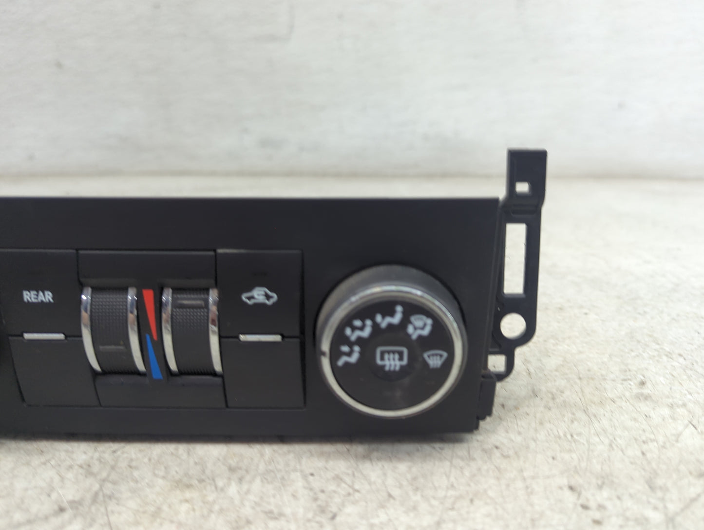 2009 Chevrolet Tahoe Climate Control Module Temperature AC/Heater Replacement P/N:20817183 Fits Fits 2007 2008 OEM Used Auto
