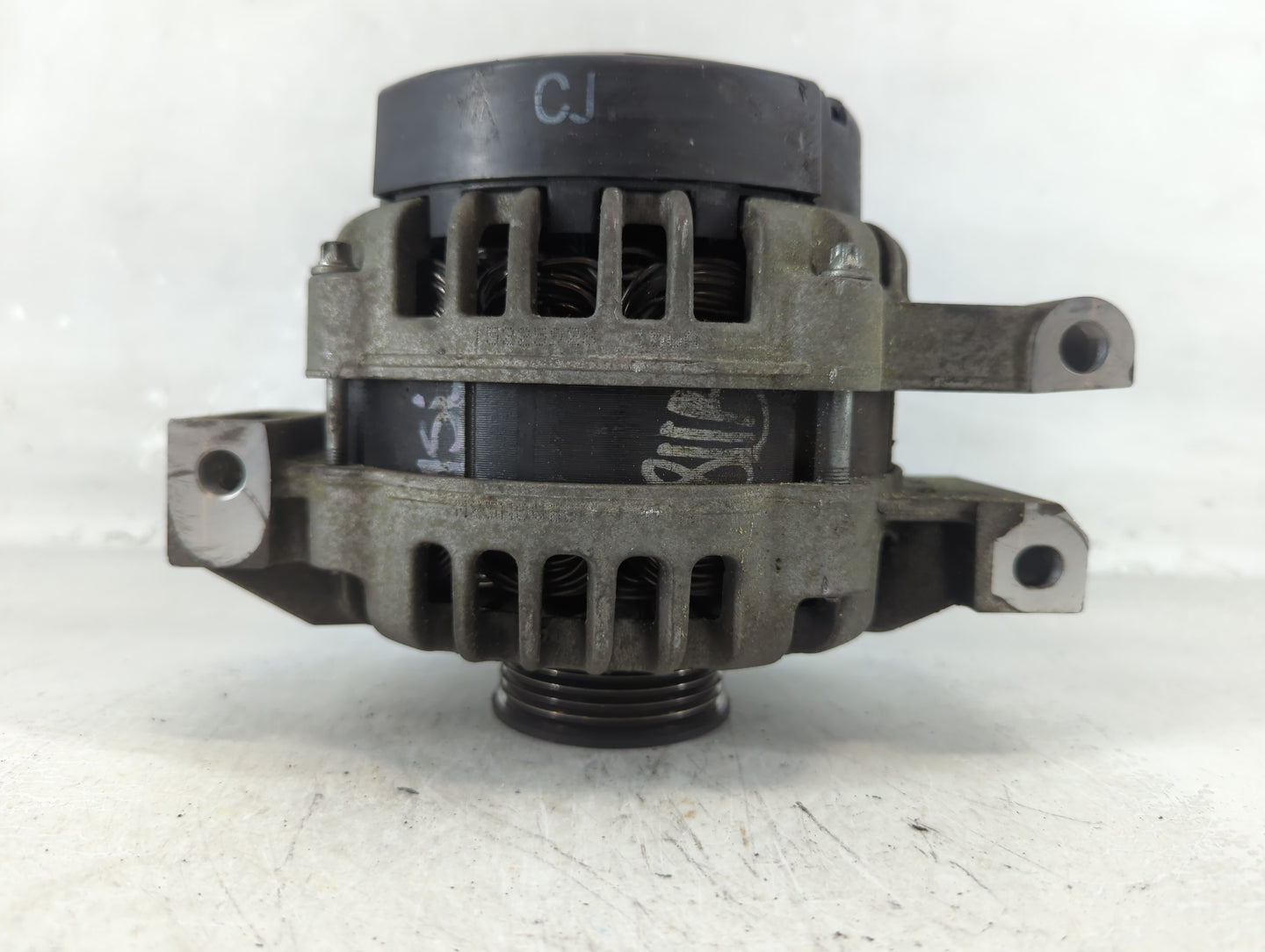 2007-2009 Chevrolet Trailblazer Alternator Replacement Generator Charging Assembly Engine OEM Fits Fits 2007 2008 2009 OEM U