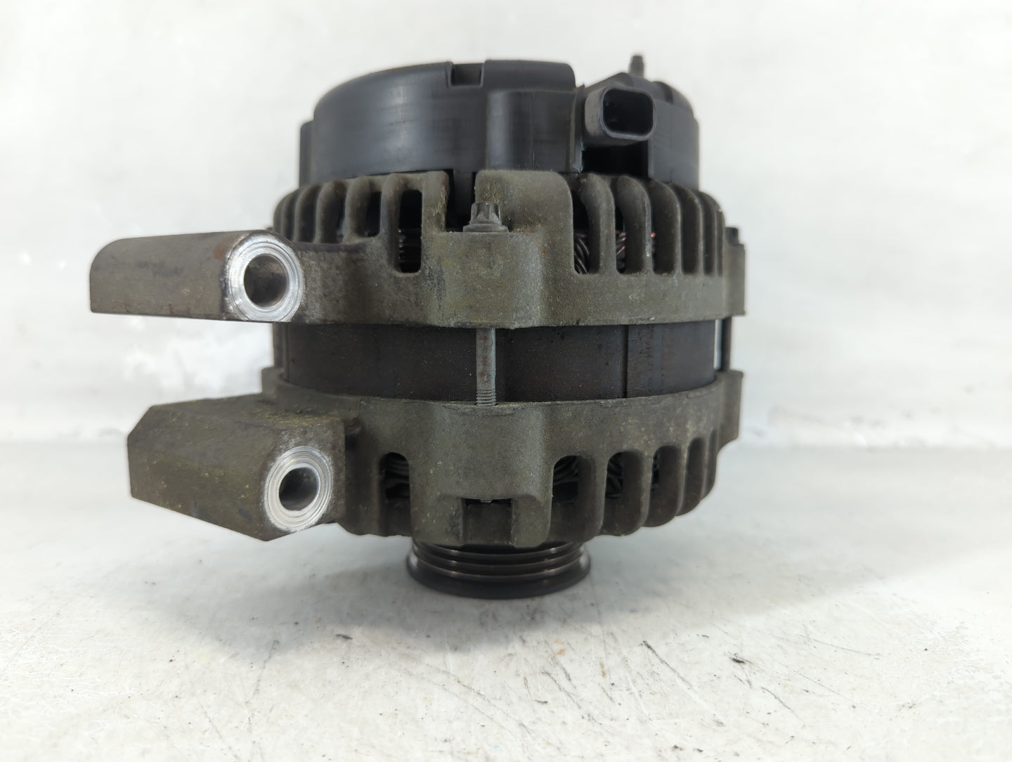 2007-2009 Chevrolet Trailblazer Alternator Replacement Generator Charging Assembly Engine OEM Fits Fits 2007 2008 2009 OEM U