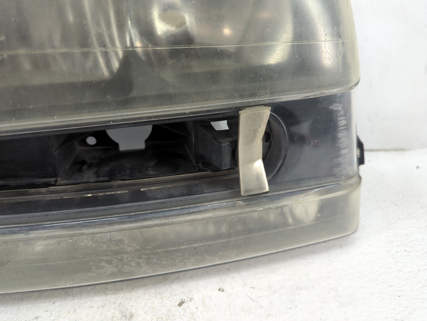 2002 Chevrolet Trailblazer Passenger Right Oem Head Light Headlight Lamp - Oemusedautoparts1.com
