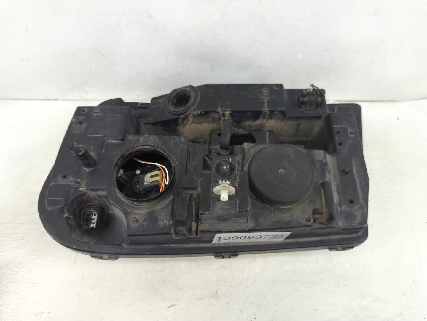 2002 Chevrolet Trailblazer Passenger Right Oem Head Light Headlight Lamp - Oemusedautoparts1.com