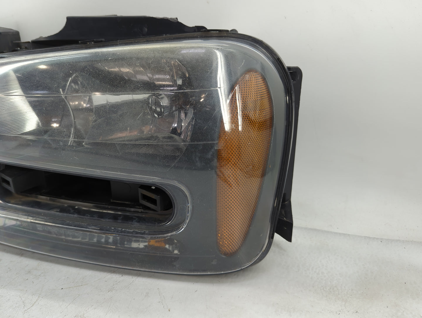 2002 Chevrolet Trailblazer Driver Left Oem Head Light Headlight Lamp 1391790 - Oemusedautoparts1.com