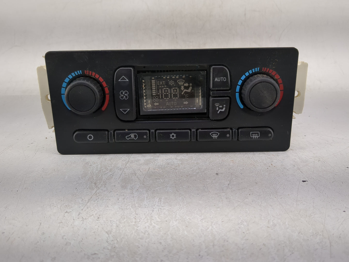 2003-2009 Chevrolet Trailblazer Climate Control Module Temperature AC/Heater Replacement P/N:10367041 Fits OEM Used Auto Par