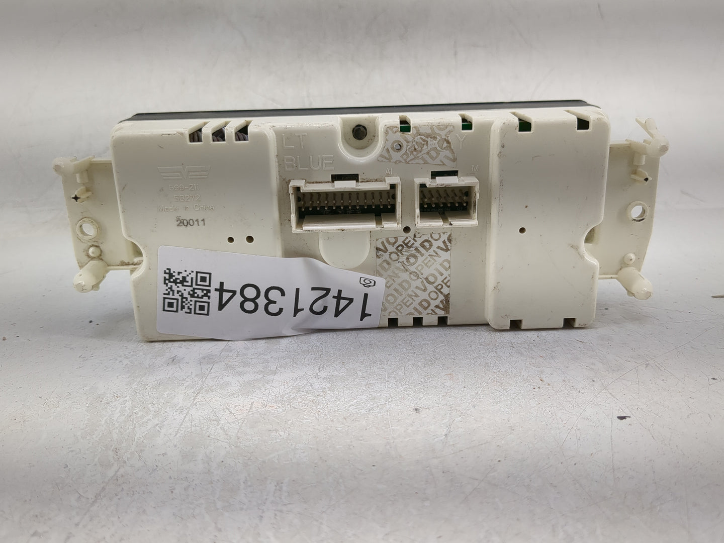 2003-2009 Chevrolet Trailblazer Climate Control Module Temperature AC/Heater Replacement P/N:10367041 Fits OEM Used Auto Par