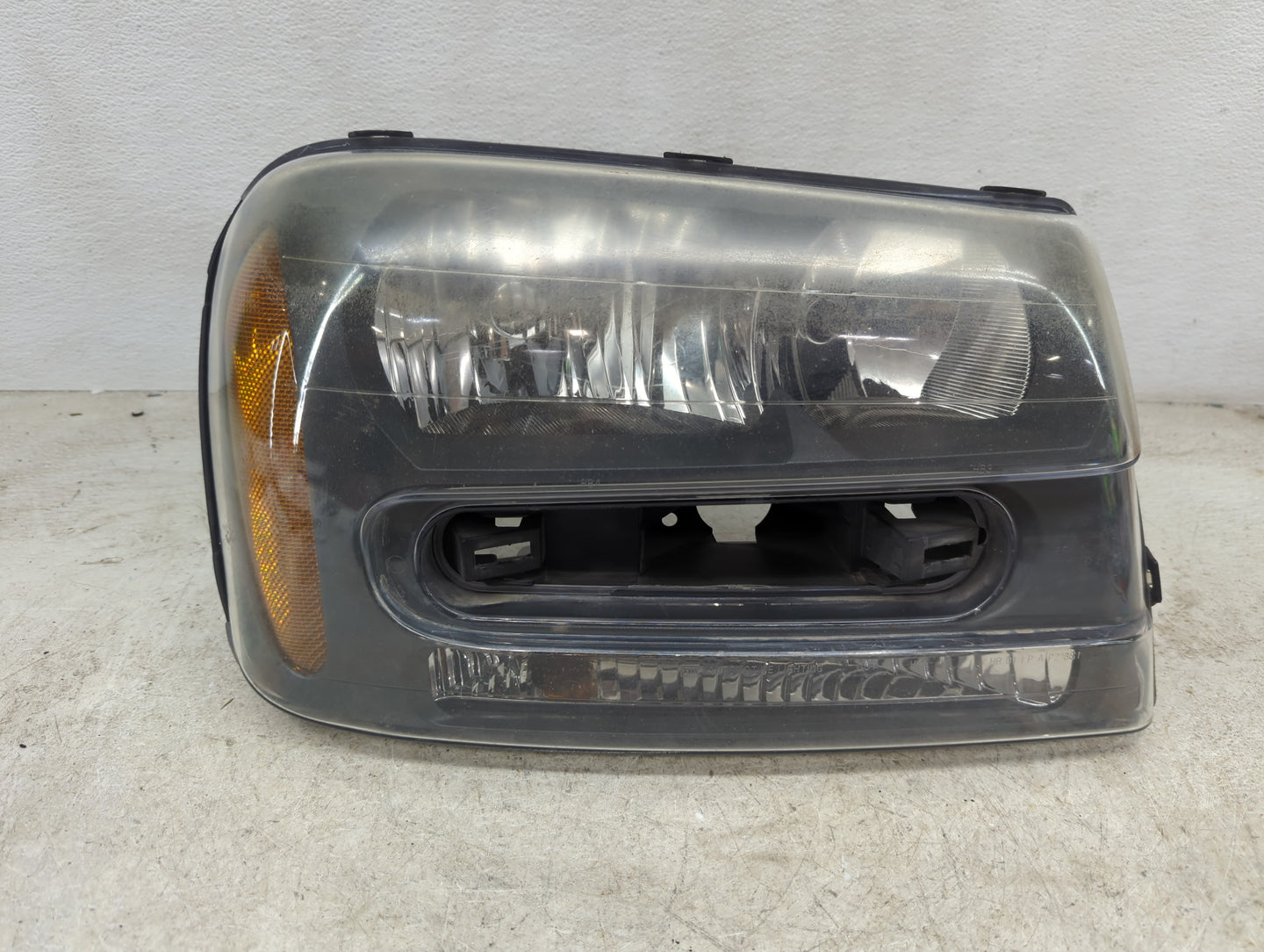 2006 Chevrolet Trailblazer Passenger Right Oem Head Light Headlight Lamp - Oemusedautoparts1.com