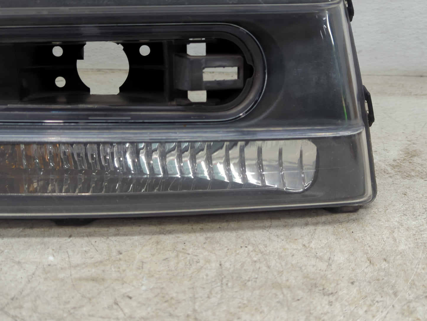 2006 Chevrolet Trailblazer Passenger Right Oem Head Light Headlight Lamp - Oemusedautoparts1.com