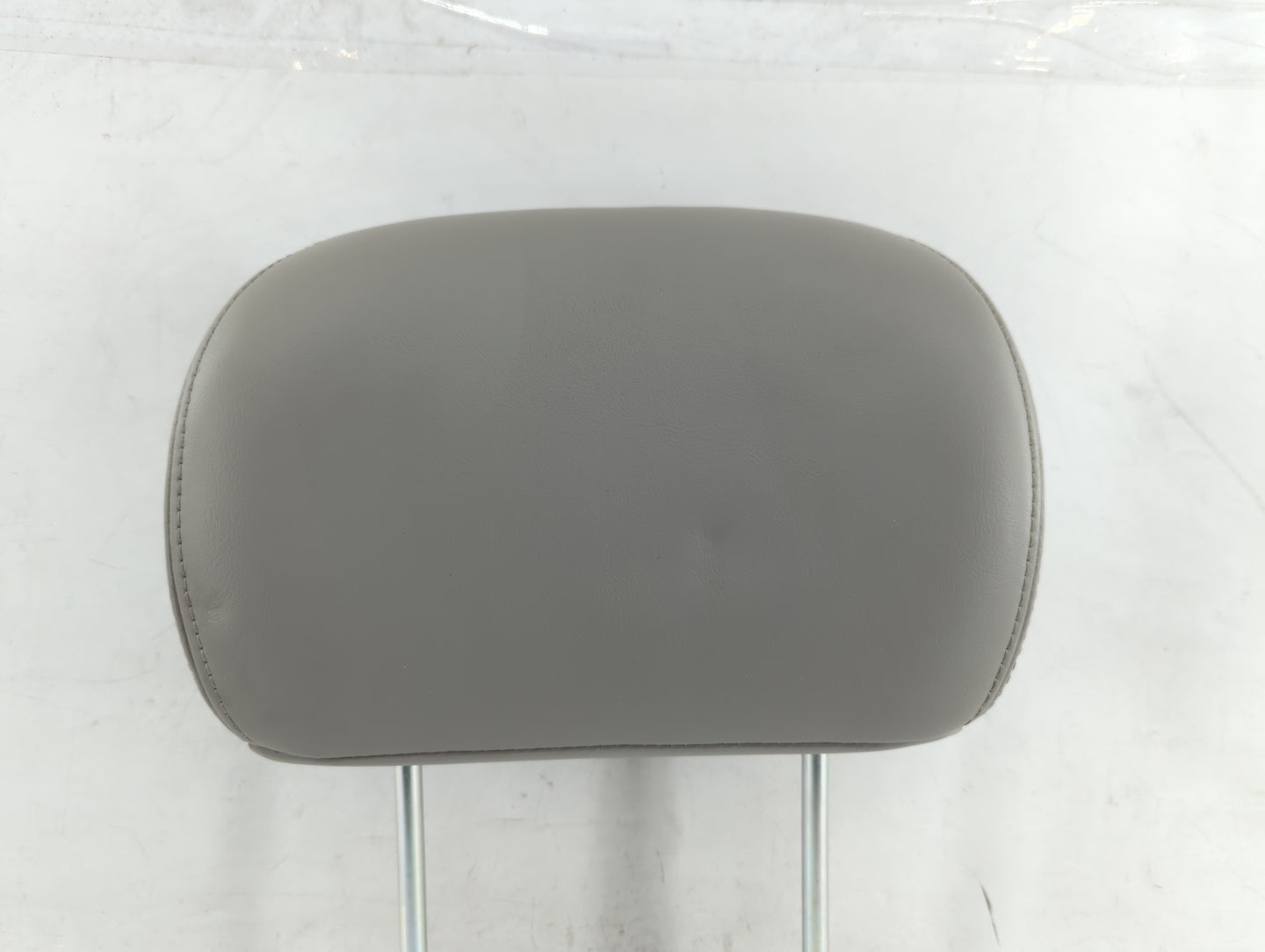 2005-2009 Chevrolet Trailblazer Headrest Head Rest Front Driver Passenger Seat Fits Fits 2005 2006 2007 2008 2009 OEM Used A