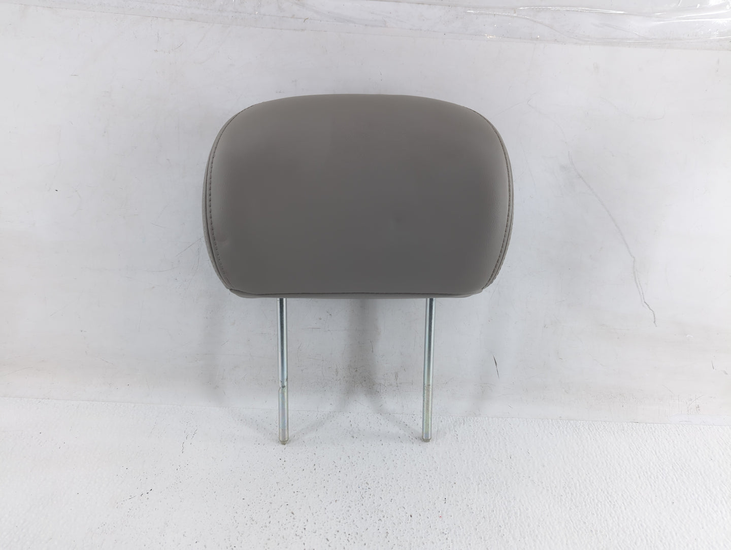 2005-2009 Chevrolet Trailblazer Headrest Head Rest Front Driver Passenger Seat Fits Fits 2005 2006 2007 2008 2009 OEM Used A