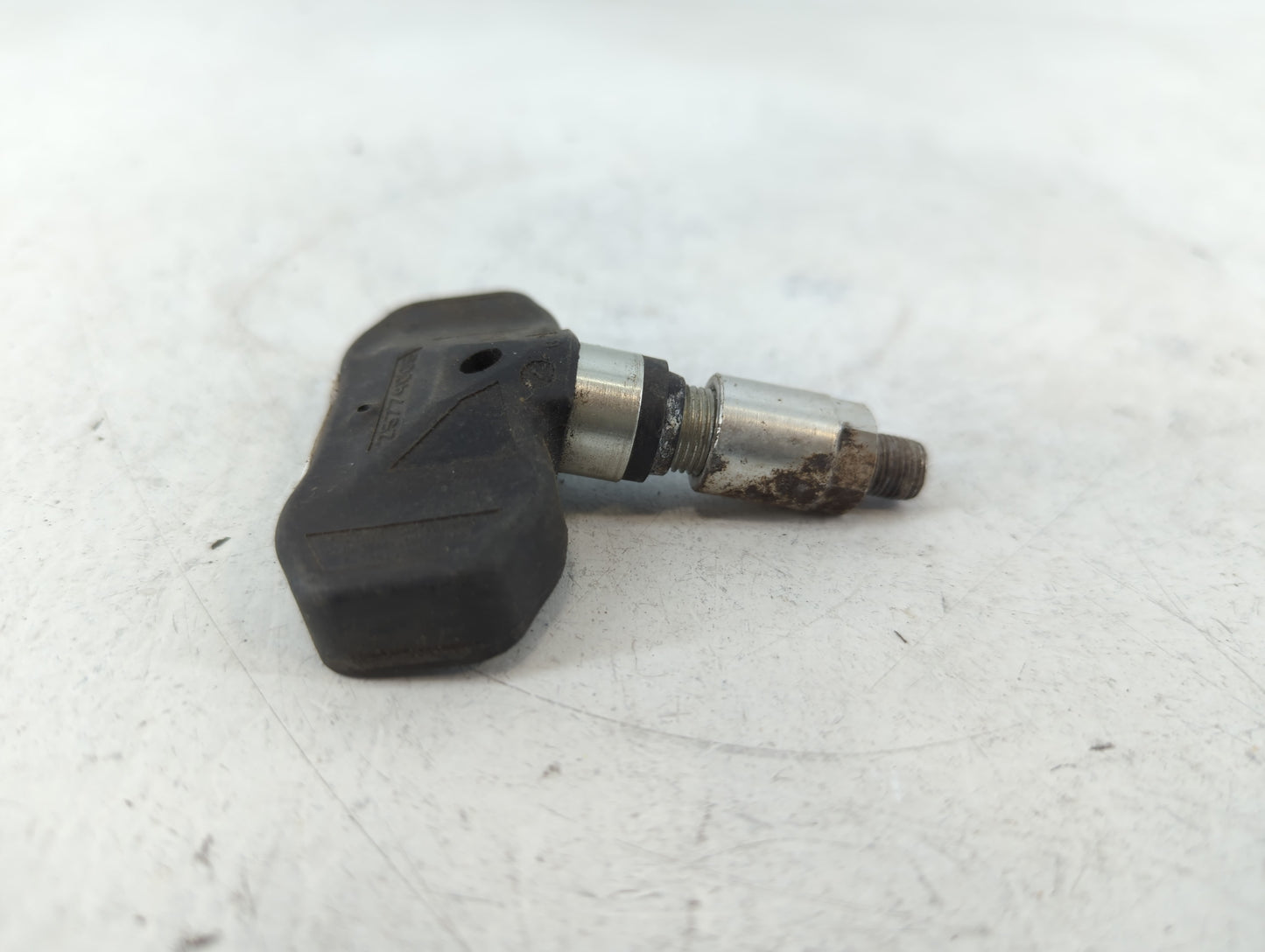 2009 Chevrolet Trailblazer Tire Pressure Monitoring System Sensor Tpms - Oemusedautoparts1.com