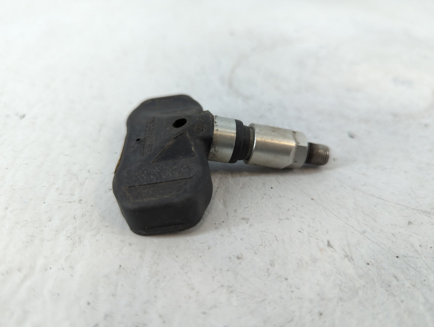 2009 Chevrolet Trailblazer Tire Pressure Monitoring System Sensor Tpms - Oemusedautoparts1.com