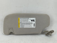 2008-2009 Chevrolet Trailblazer Sun Visor Shade Replacement Passenger Right Mirror Fits Fits 2008 2009 OEM Used Auto Parts -
