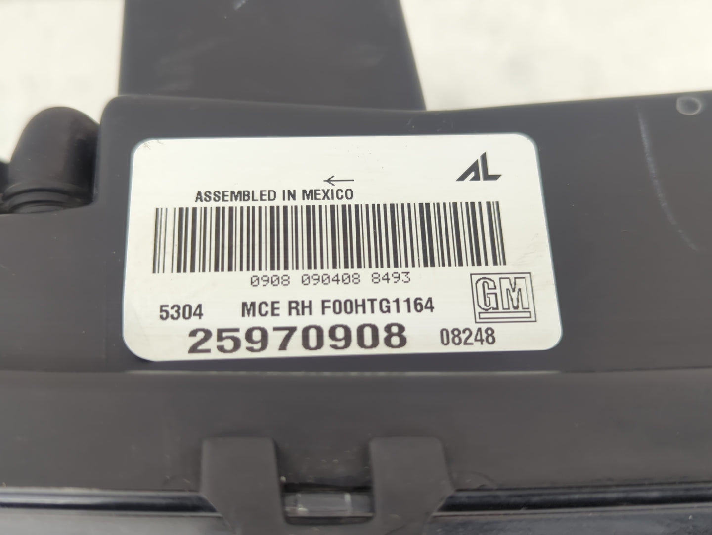 2002 Chevrolet Trailblazer Passenger Right Oem Head Light Headlight Lamp - Oemusedautoparts1.com