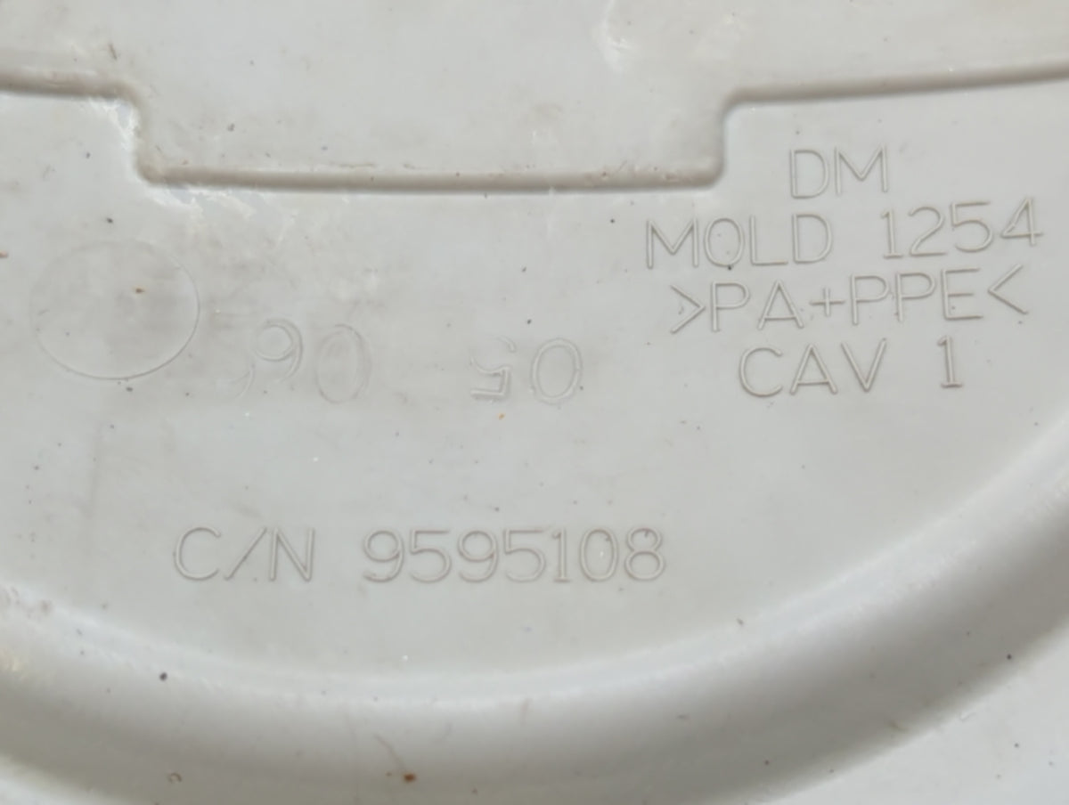 2009 Chevrolet Trailblazer Ext Rim Wheel Center Cap 447984 - Oemusedautoparts1.com