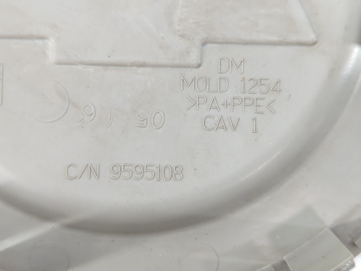 2009 Chevrolet Trailblazer Ext Rim Wheel Center Cap 448217 - Oemusedautoparts1.com