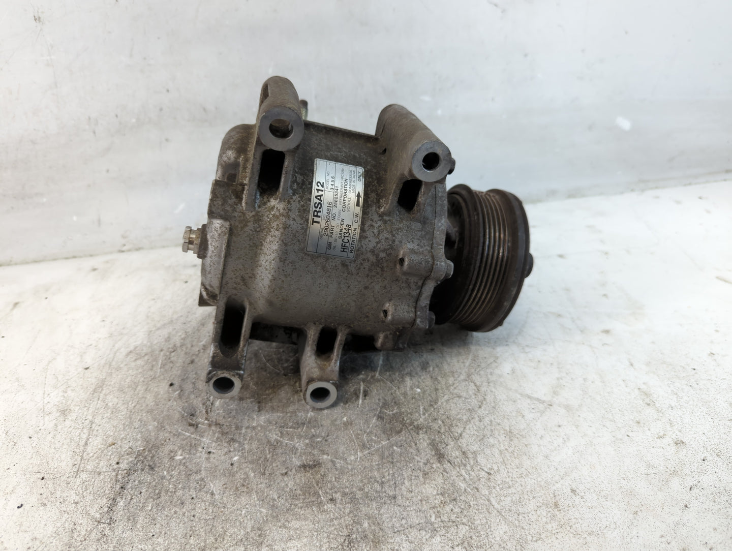 Chevrolet Trail Blazer Air Conditioning A/c Ac Compressor Oem - Oemusedautoparts1.com