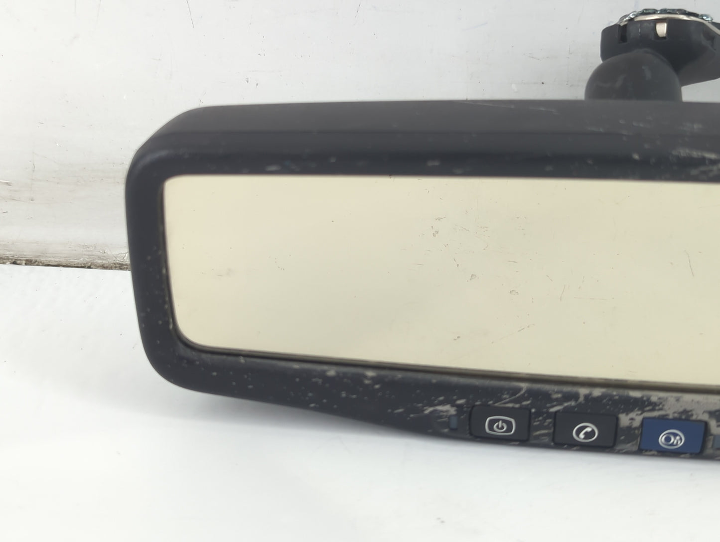 2017 Chevrolet Traverse Interior Rear View Mirror Replacement OEM P/N:E11026152 Fits OEM Used Auto Parts - Oemusedautoparts1
