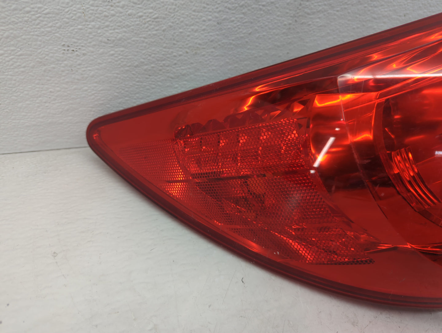 2009 Chevrolet Traverse Tail Light Assembly Driver Left OEM Fits OEM Used Auto Parts - Oemusedautoparts1.com