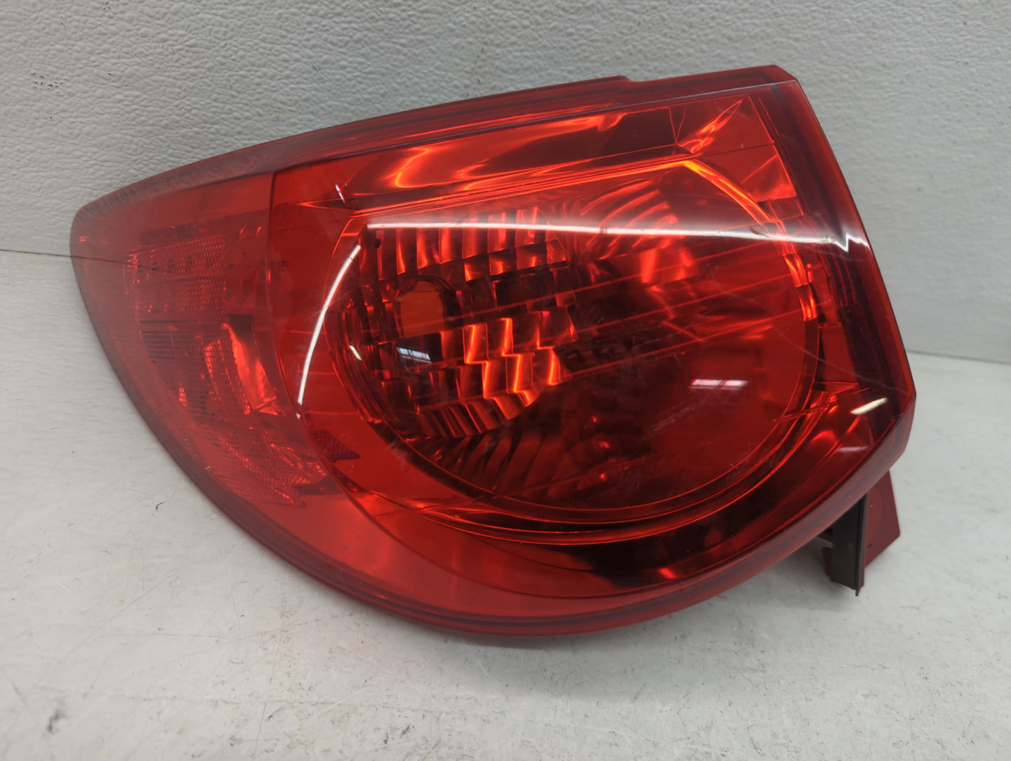 2009 Chevrolet Traverse Tail Light Assembly Driver Left OEM Fits OEM Used Auto Parts - Oemusedautoparts1.com