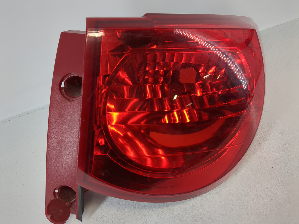 2009-2012 Chevrolet Traverse Tail Light Assembly Passenger Right OEM Fits Fits 2009 2010 2011 2012 OEM Used Auto Parts - Oem