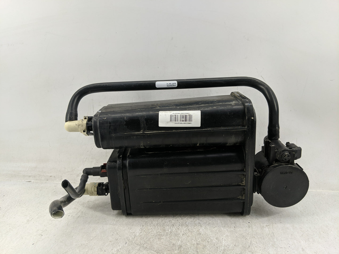 2009 Chevrolet Traverse Fuel Vapor Charcoal Canister - Oemusedautoparts1.com
