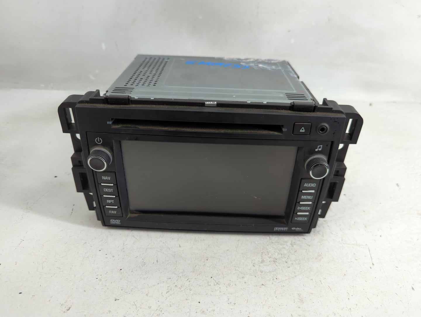 2009 Chevrolet Traverse Radio AM FM Cd Player Receiver Replacement P/N:20789652 Fits OEM Used Auto Parts - Oemusedautoparts1