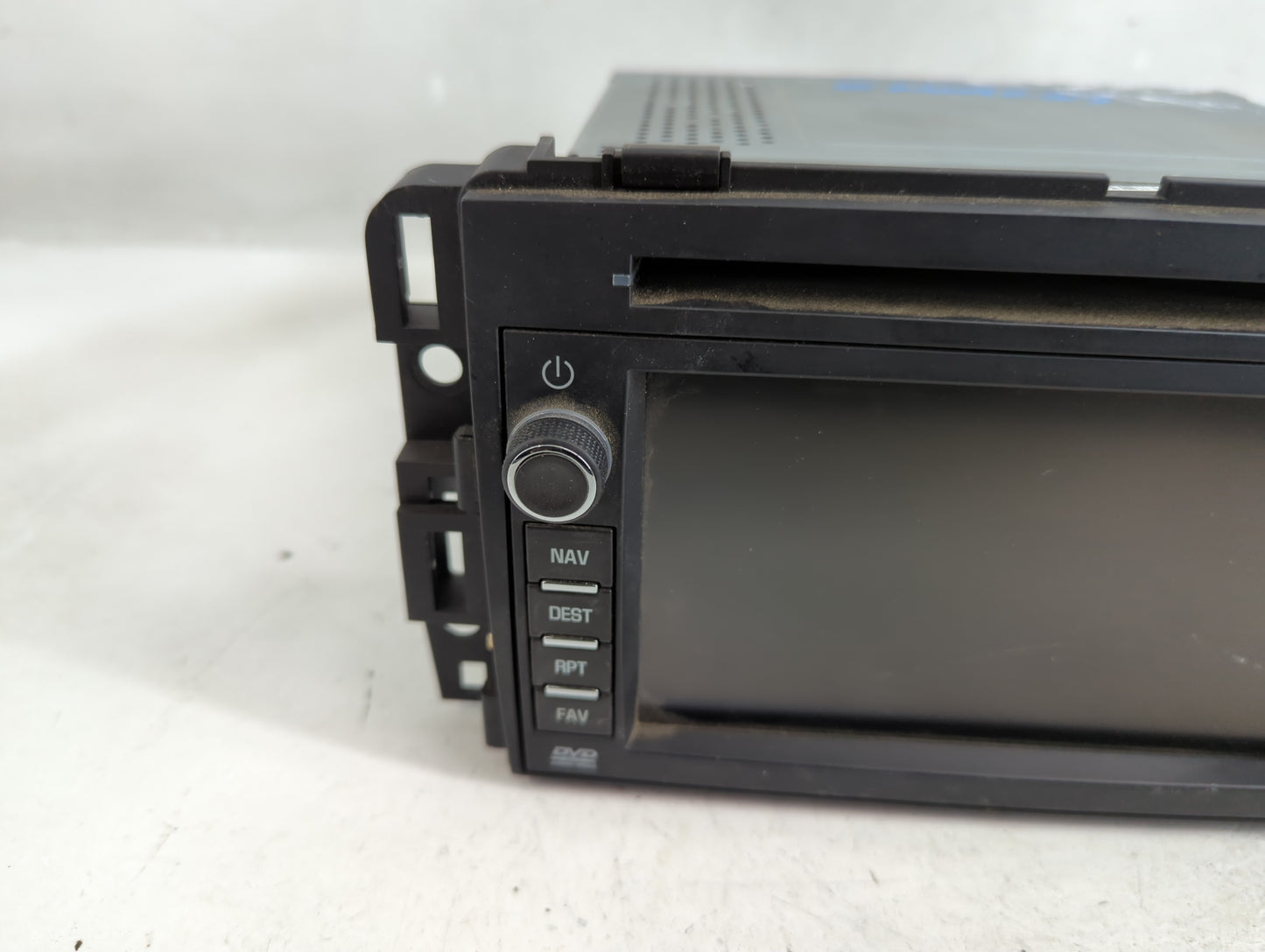2009 Chevrolet Traverse Radio AM FM Cd Player Receiver Replacement P/N:20789652 Fits OEM Used Auto Parts - Oemusedautoparts1