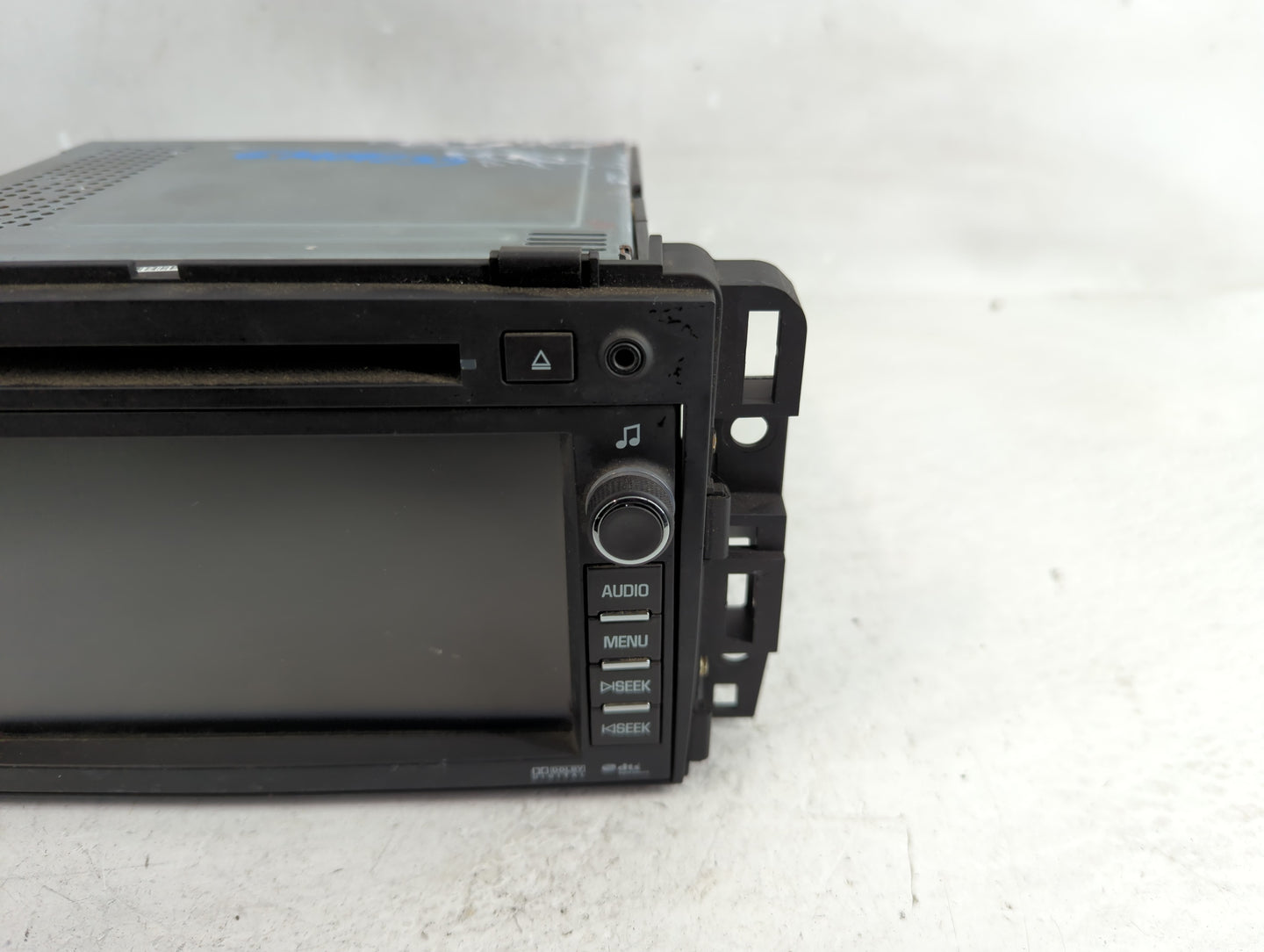 2009 Chevrolet Traverse Radio AM FM Cd Player Receiver Replacement P/N:20789652 Fits OEM Used Auto Parts - Oemusedautoparts1