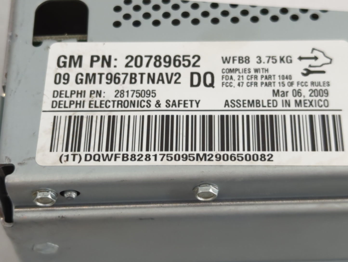 2009 Chevrolet Traverse Radio AM FM Cd Player Receiver Replacement P/N:20789652 Fits OEM Used Auto Parts - Oemusedautoparts1