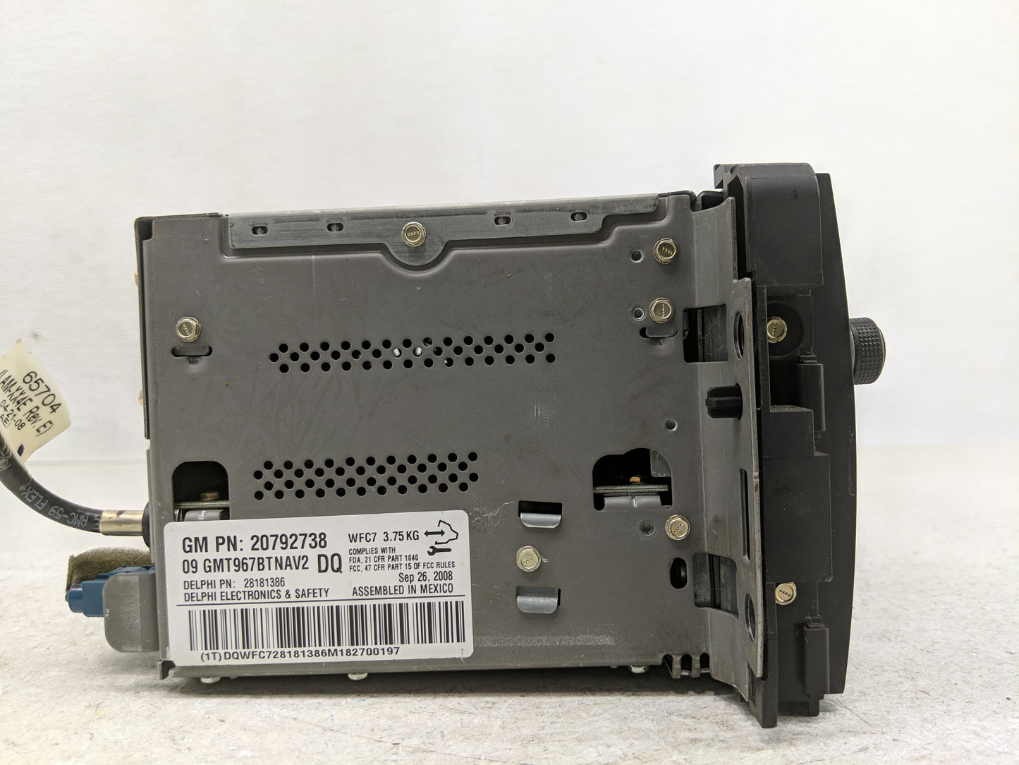 2009 Chevrolet Traverse Radio AM FM Cd Player Receiver Replacement P/N:20792738 Fits OEM Used Auto Parts - Oemusedautoparts1