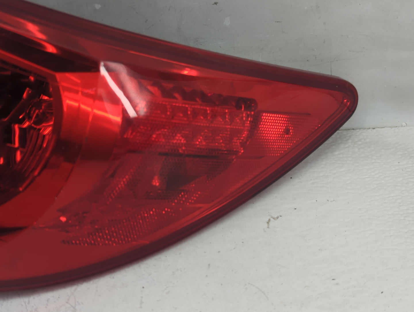2009 Chevrolet Traverse Tail Light Assembly Passenger Right OEM Fits OEM Used Auto Parts - Oemusedautoparts1.com
