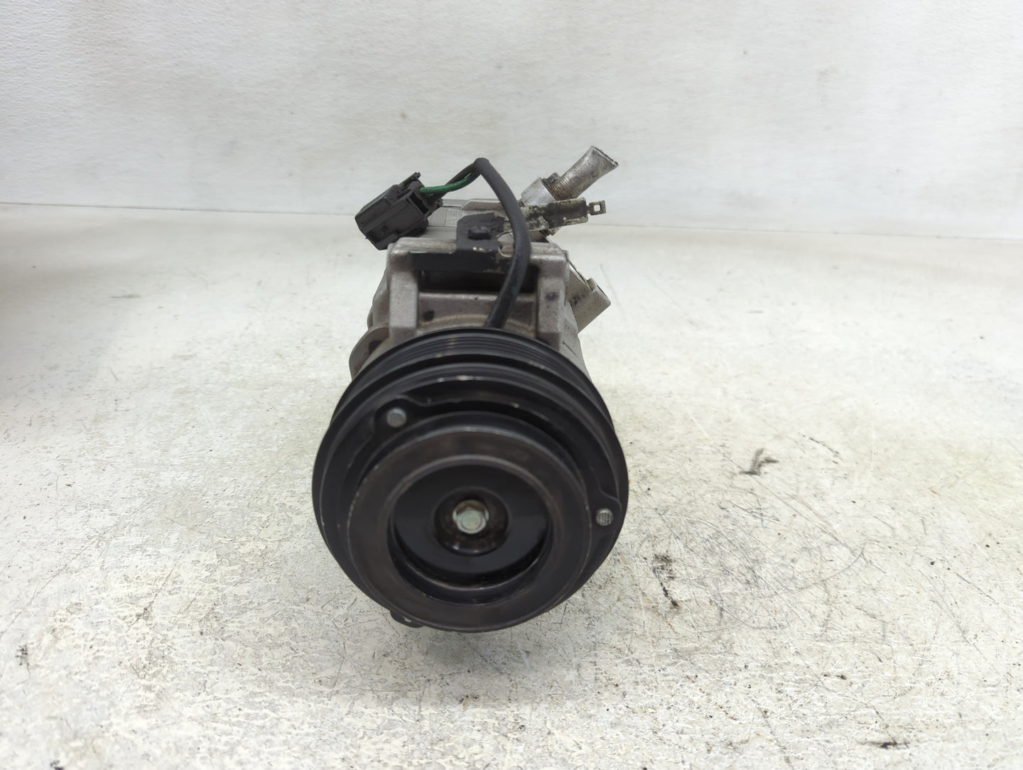 2009 Chevrolet Traverse Air Conditioning A/c Ac Compressor Oem - Oemusedautoparts1.com