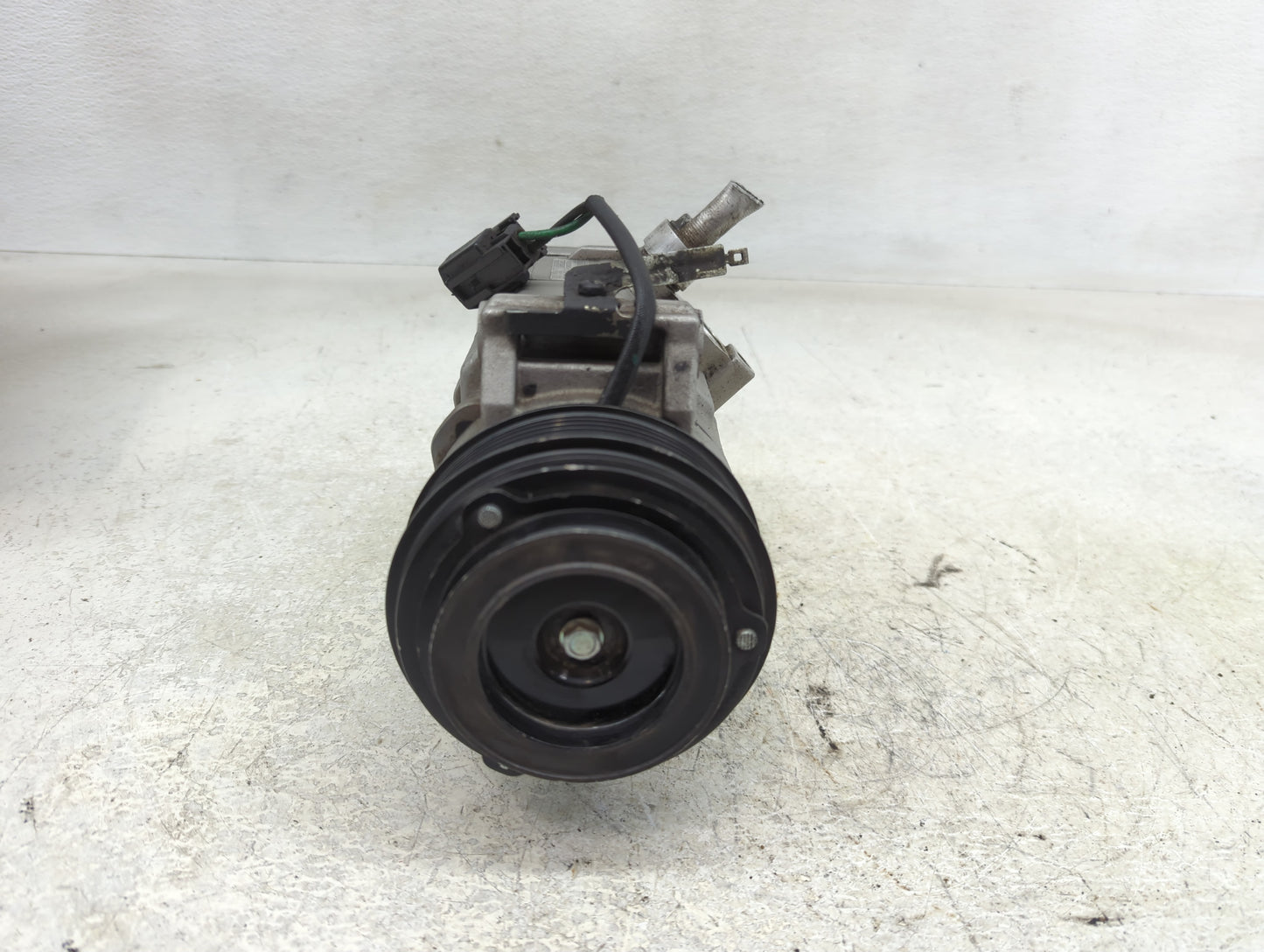 2009 Chevrolet Traverse Air Conditioning A/c Ac Compressor Oem - Oemusedautoparts1.com