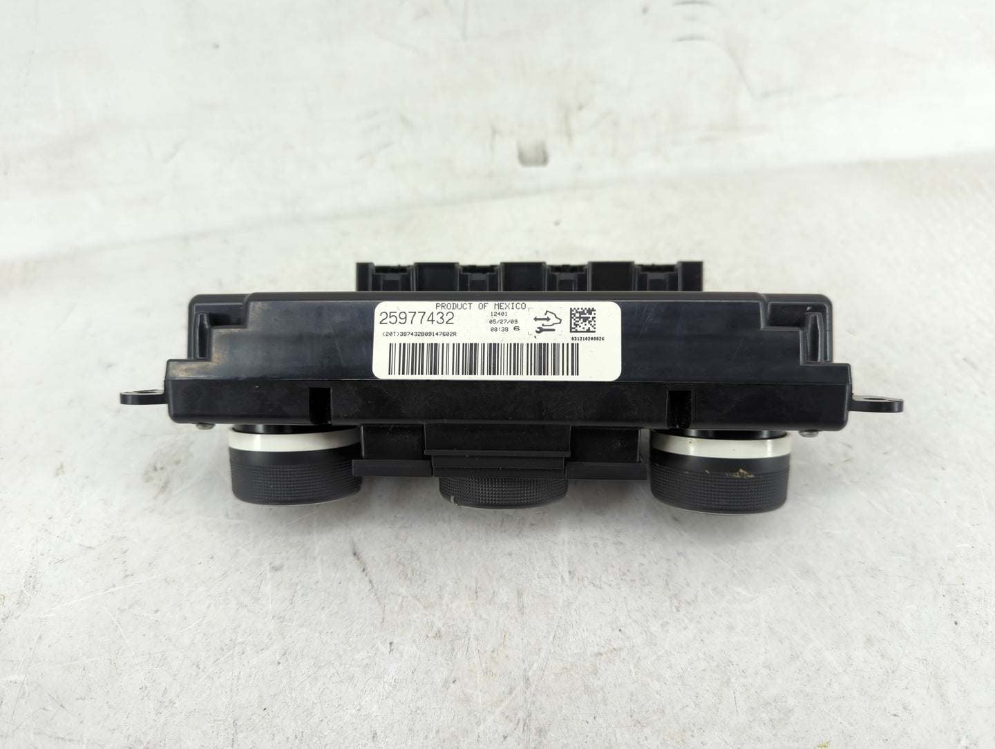 2009 Chevrolet Traverse Climate Control Module Temperature AC/Heater Replacement P/N:25977432 Fits OEM Used Auto Parts - Oem