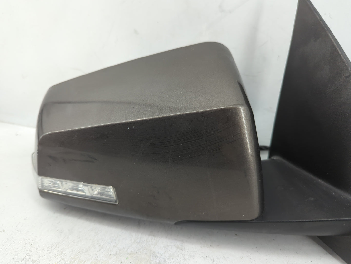 2009 Chevrolet Traverse Passenger Side View Mirror - Right Door Mirror OEM Used - Oemusedautoparts1.com