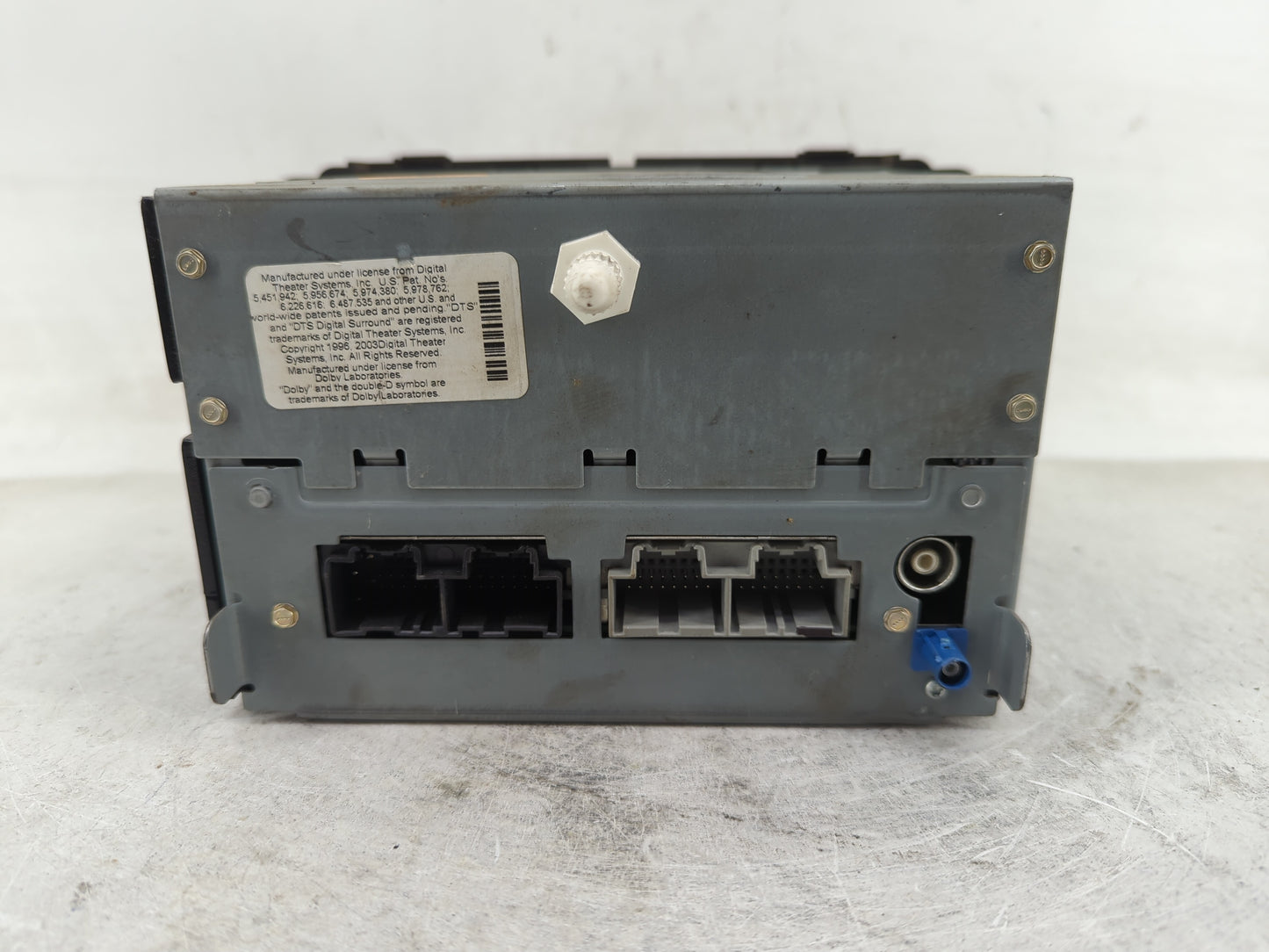 2009 Chevrolet Traverse Radio AM FM Cd Player Receiver Replacement P/N:25975940 Fits OEM Used Auto Parts - Oemusedautoparts1