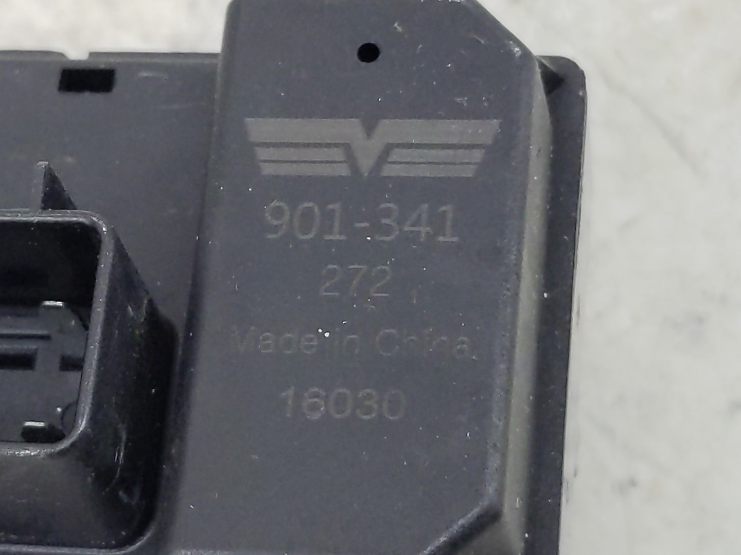 2009-2017 Chevrolet Traverse Master Power Window Switch Replacement Driver Side Left Fits OEM Used Auto Parts - Oemusedautop