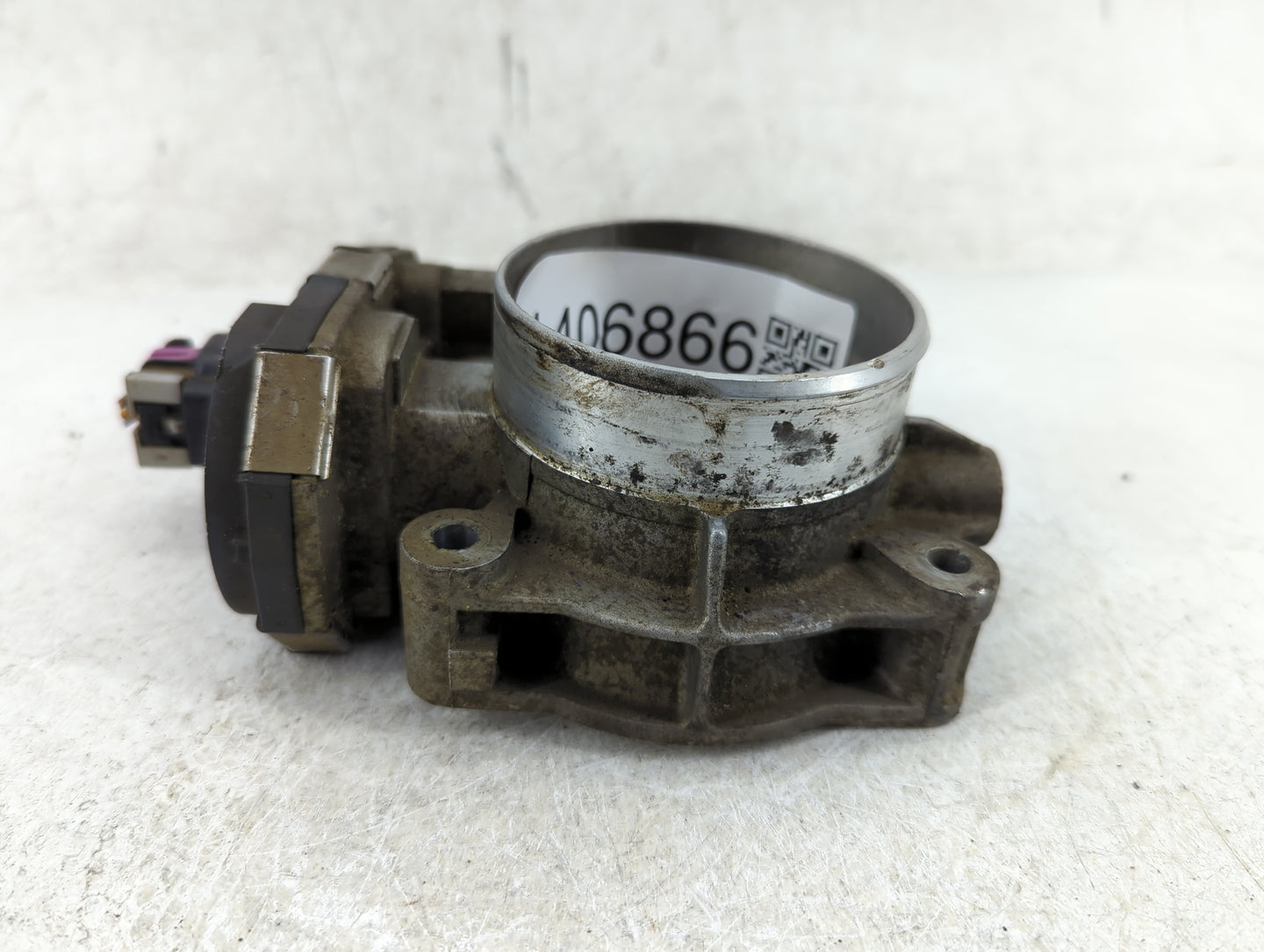 2009 Chevrolet Traverse Throttle Body P/N:995AA Fits Fits 2007 2008 2010 2011 OEM Used Auto Parts - Oemusedautoparts1.com