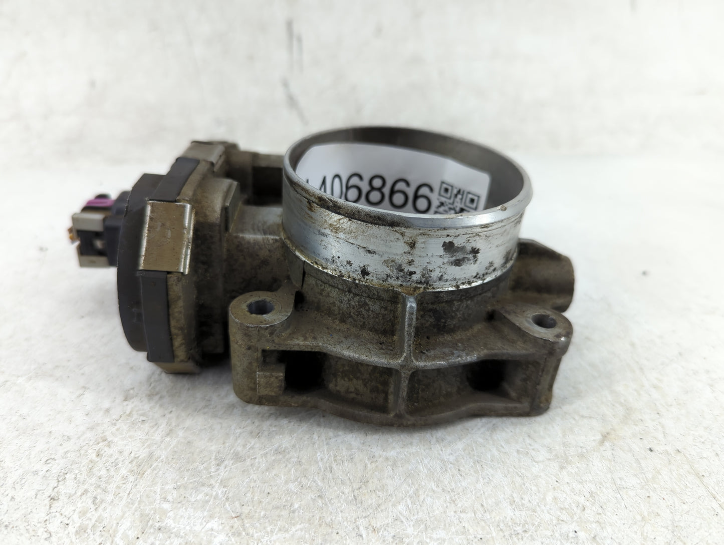 2009 Chevrolet Traverse Throttle Body P/N:995AA Fits Fits 2007 2008 2010 2011 OEM Used Auto Parts - Oemusedautoparts1.com
